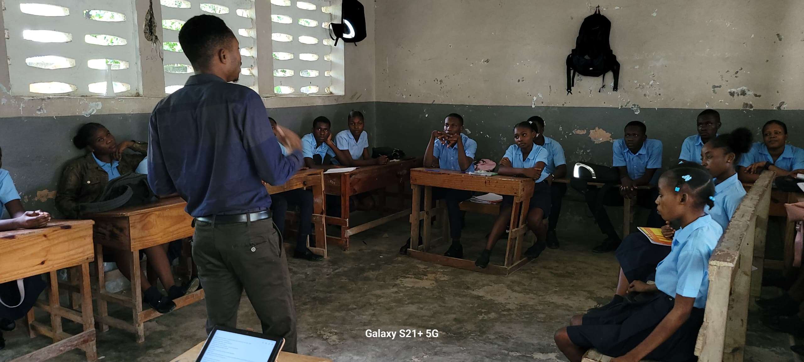 Classroom with male facilitator